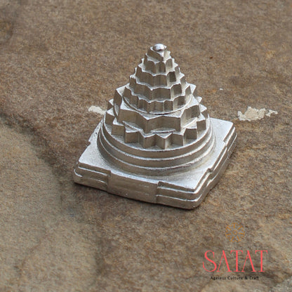 Shree Yantra Idol